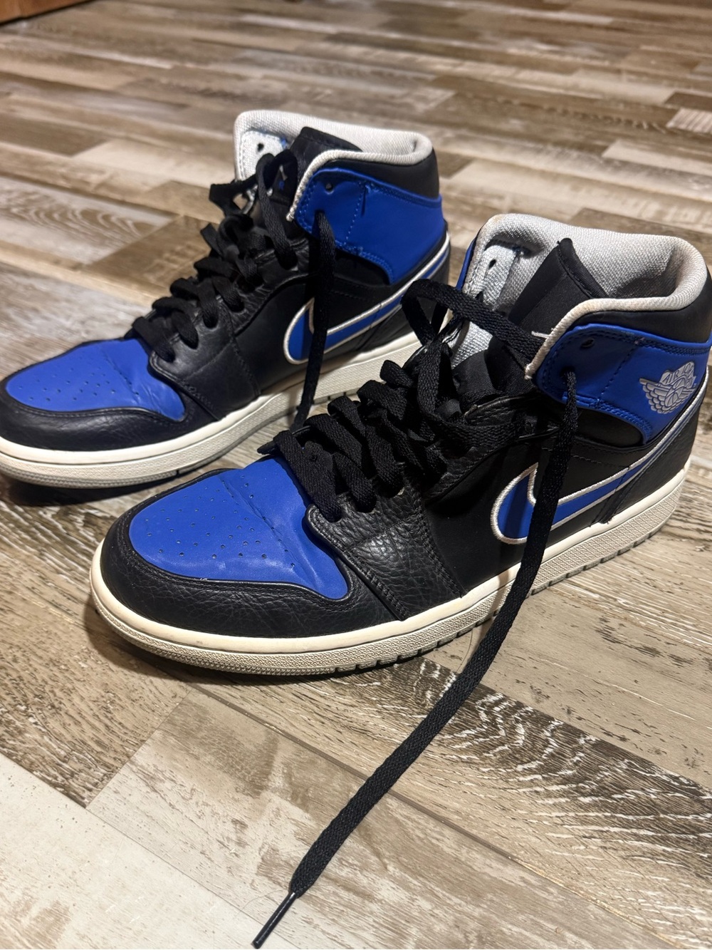 Jordan Mid-Top Sneakers - Black & Royal Blue